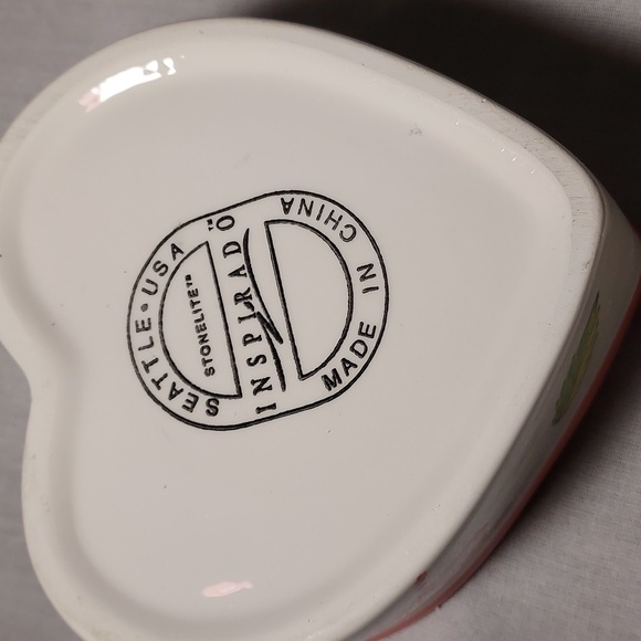 Vintage Heart Shape Trinket Boxes Ceramic With Floral Design - Picture 3 of 10